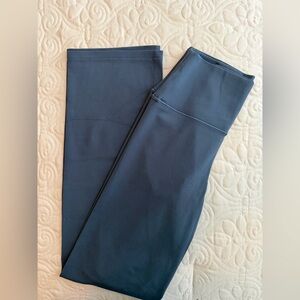 Old Navy Active High-Rise Leggings in Dusk Blue